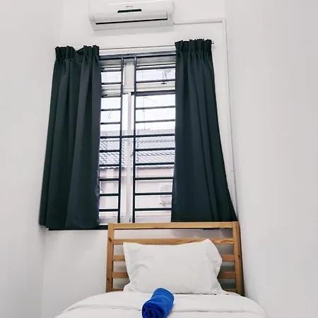 Area Indahpura Or Taman Bersatu Kulai 3-4Br Near Aeon Airport Jpo Villa Exterior photo