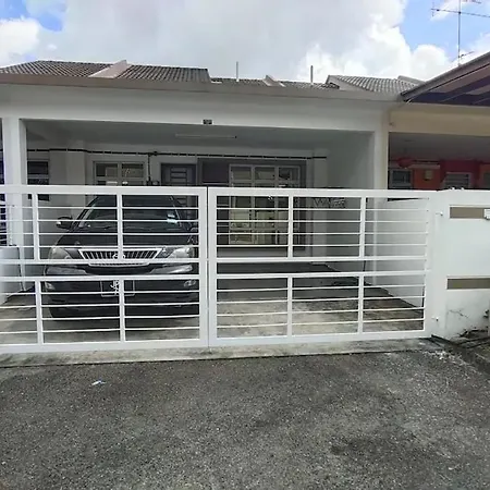 Area Indahpura Or Taman Bersatu Kulai 3-4Br Near Aeon Airport Jpo Villa Exterior photo