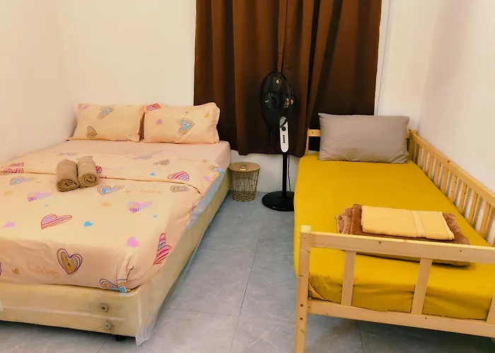 Area Indahpura Or Taman Bersatu Kulai 3-4Br Near Aeon Airport Jpo