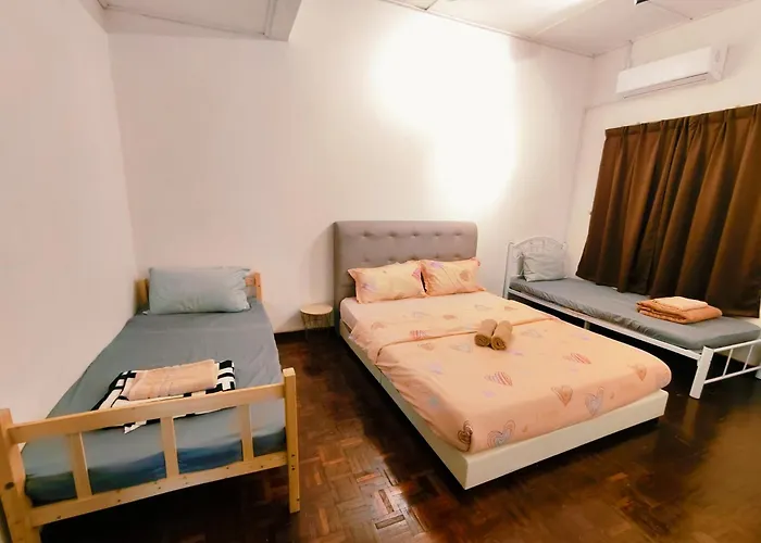 Area Indahpura Or Taman Bersatu Kulai 3-4Br Near Aeon Airport Jpo