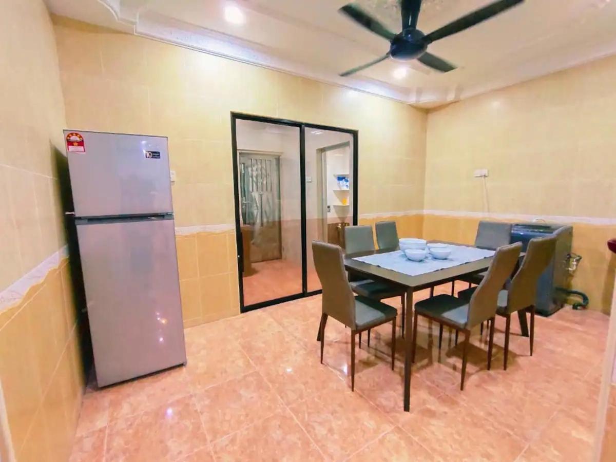 Area Indahpura Or Taman Bersatu 3-4br Near Aeon Airport Jpo Villa Kulai