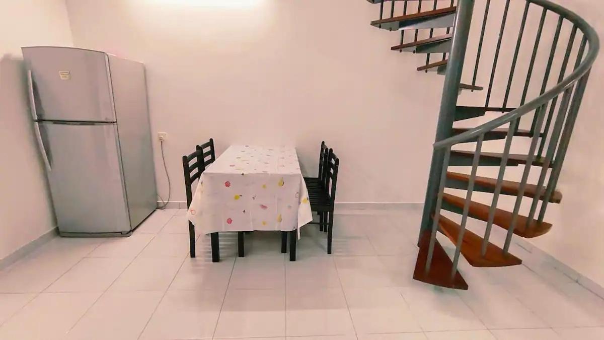 Area Indahpura Or Taman Bersatu 3-4br Near Aeon Airport Jpo * Kulai