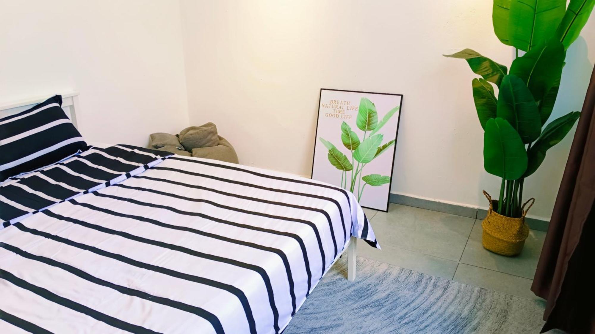 Villa Area Indahpura Or Taman Bersatu 3-4br Near Aeon Airport Jpo *