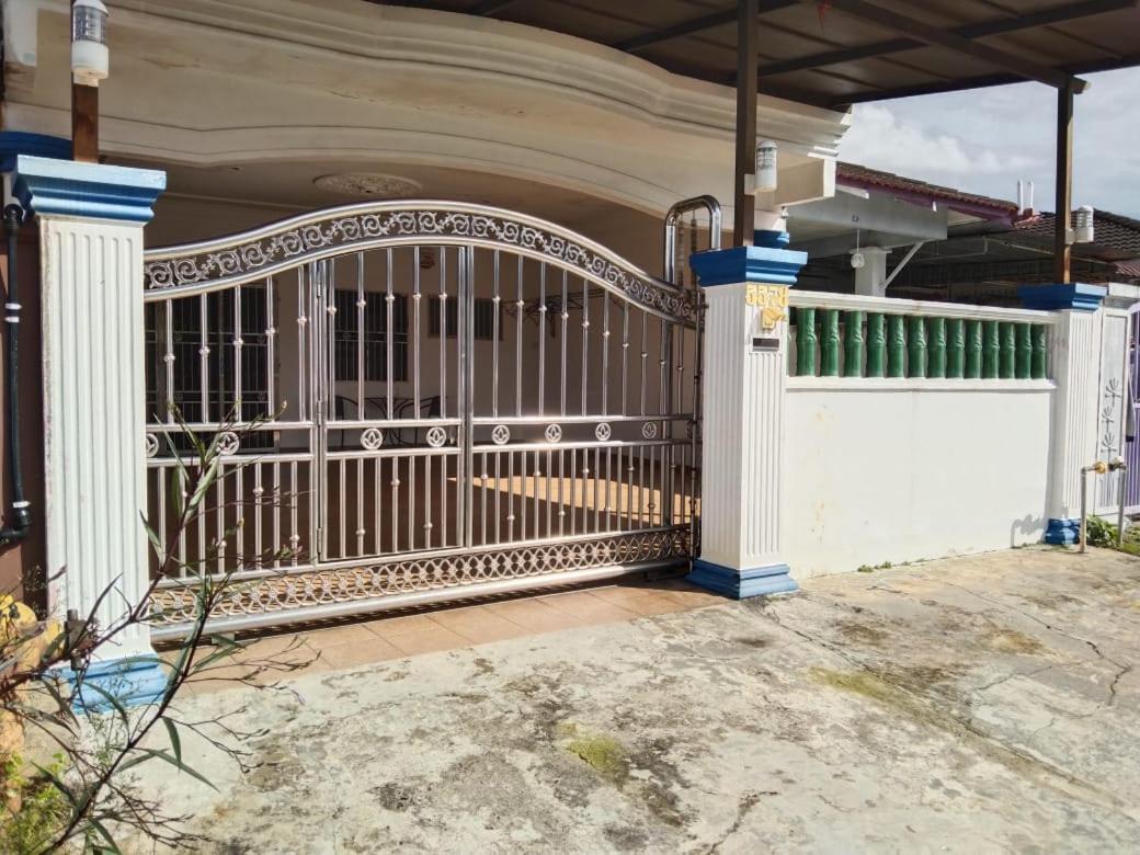 Villa Area Indahpura Or Taman Bersatu 3-4br Near Aeon Airport Jpo *