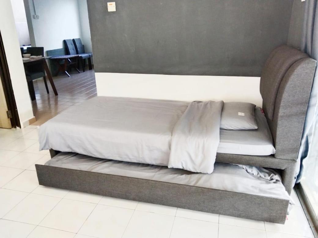 Villa Area Indahpura Or Taman Bersatu 3-4br Near Aeon Airport Jpo Kulai
