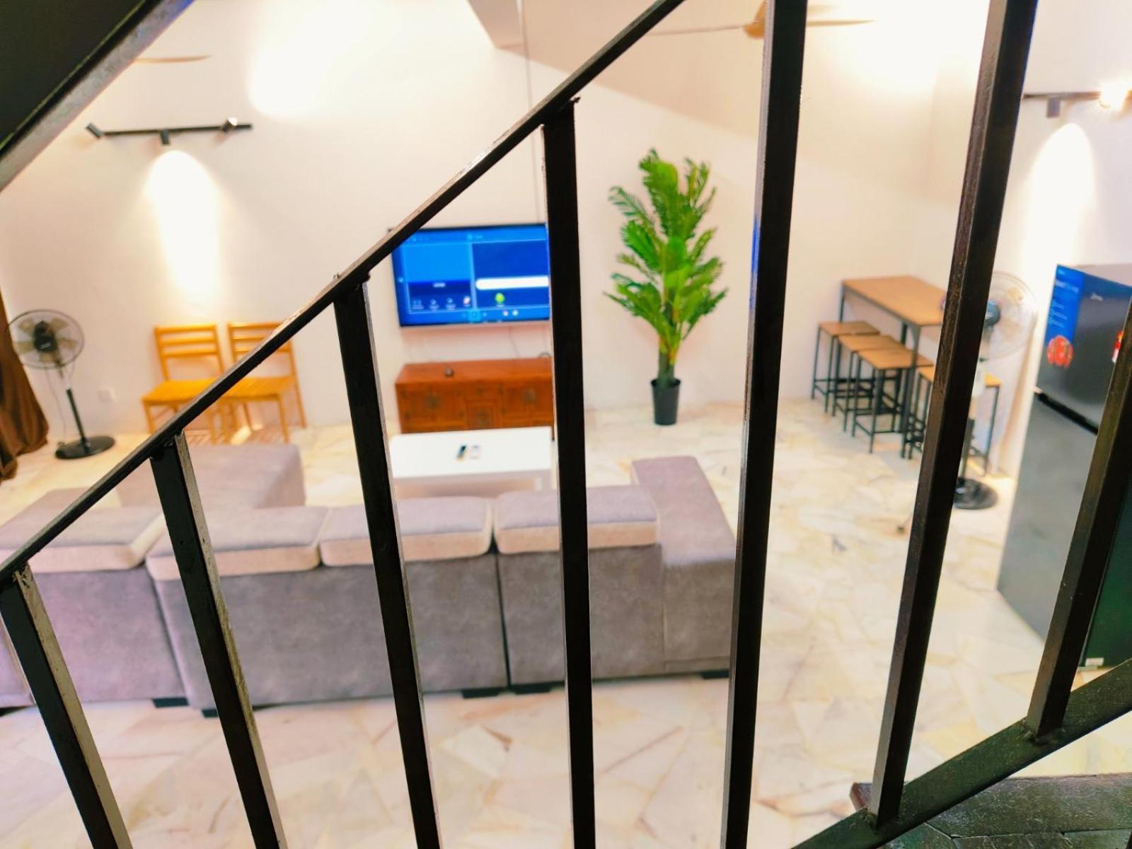 Area Indahpura Or Taman Bersatu 3-4br Near Aeon Airport Jpo Villa