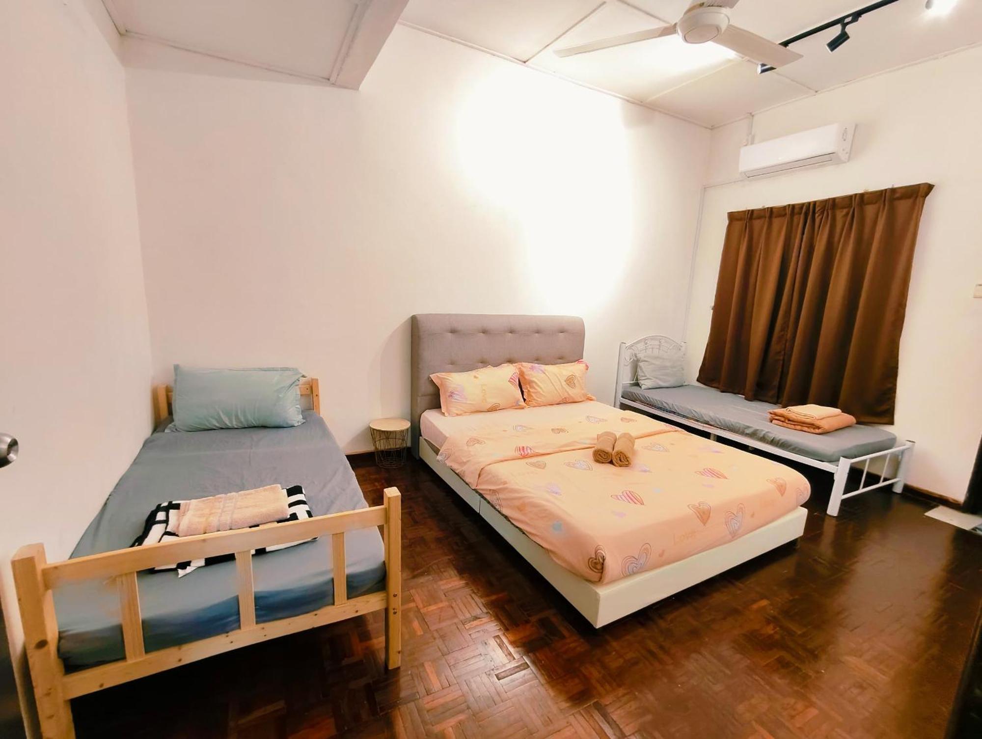 Area Indahpura Or Taman Bersatu 3-4br Near Aeon Airport Jpo Villa